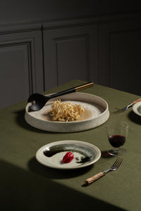 Assiette creuse Sumi Brush en porcelaine - Gris
