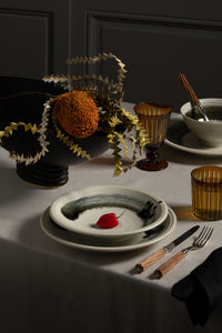Assiette creuse Sumi Brush en porcelaine - Gris