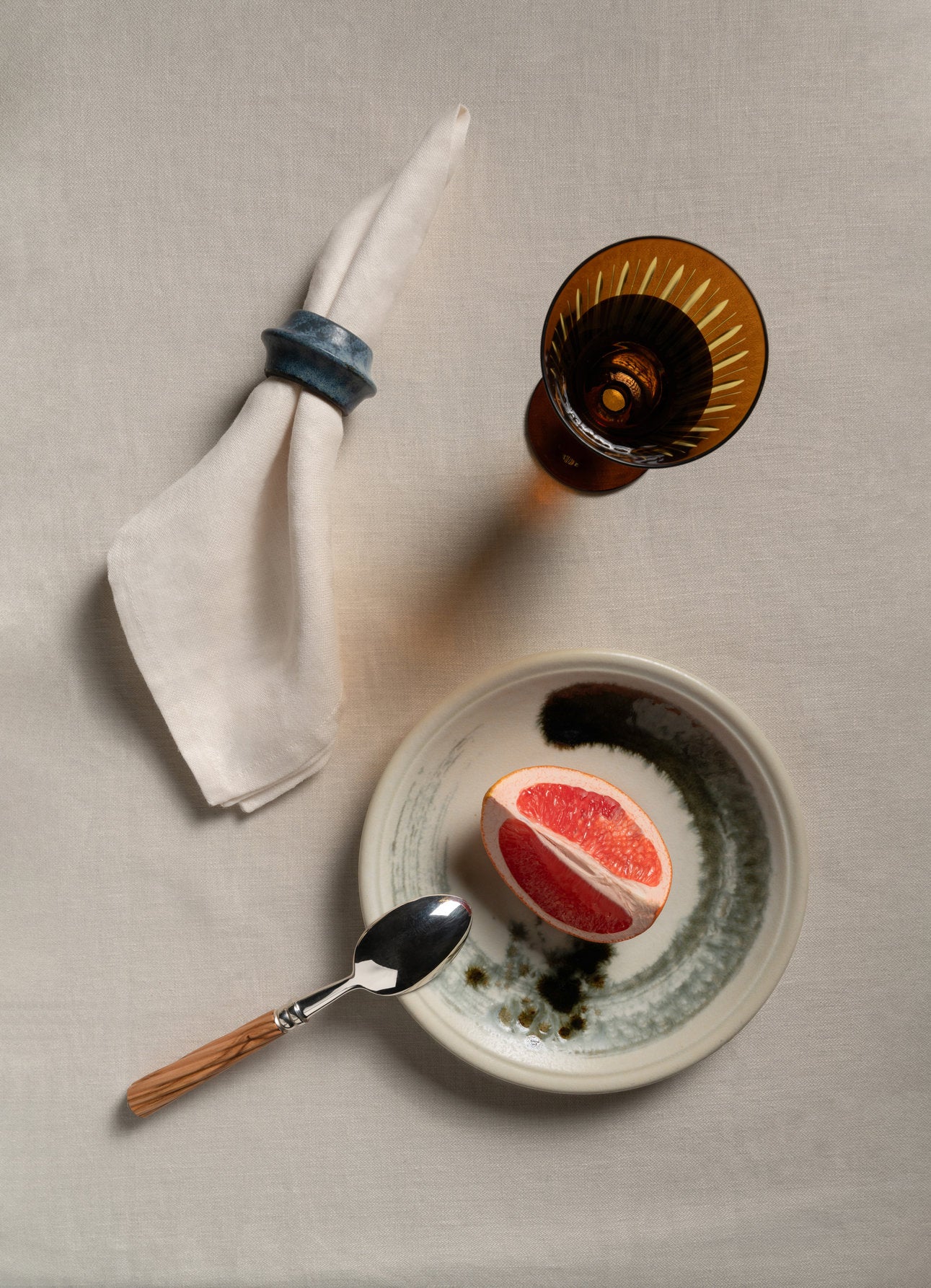 Assiette creuse Sumi Brush en porcelaine - Gris
