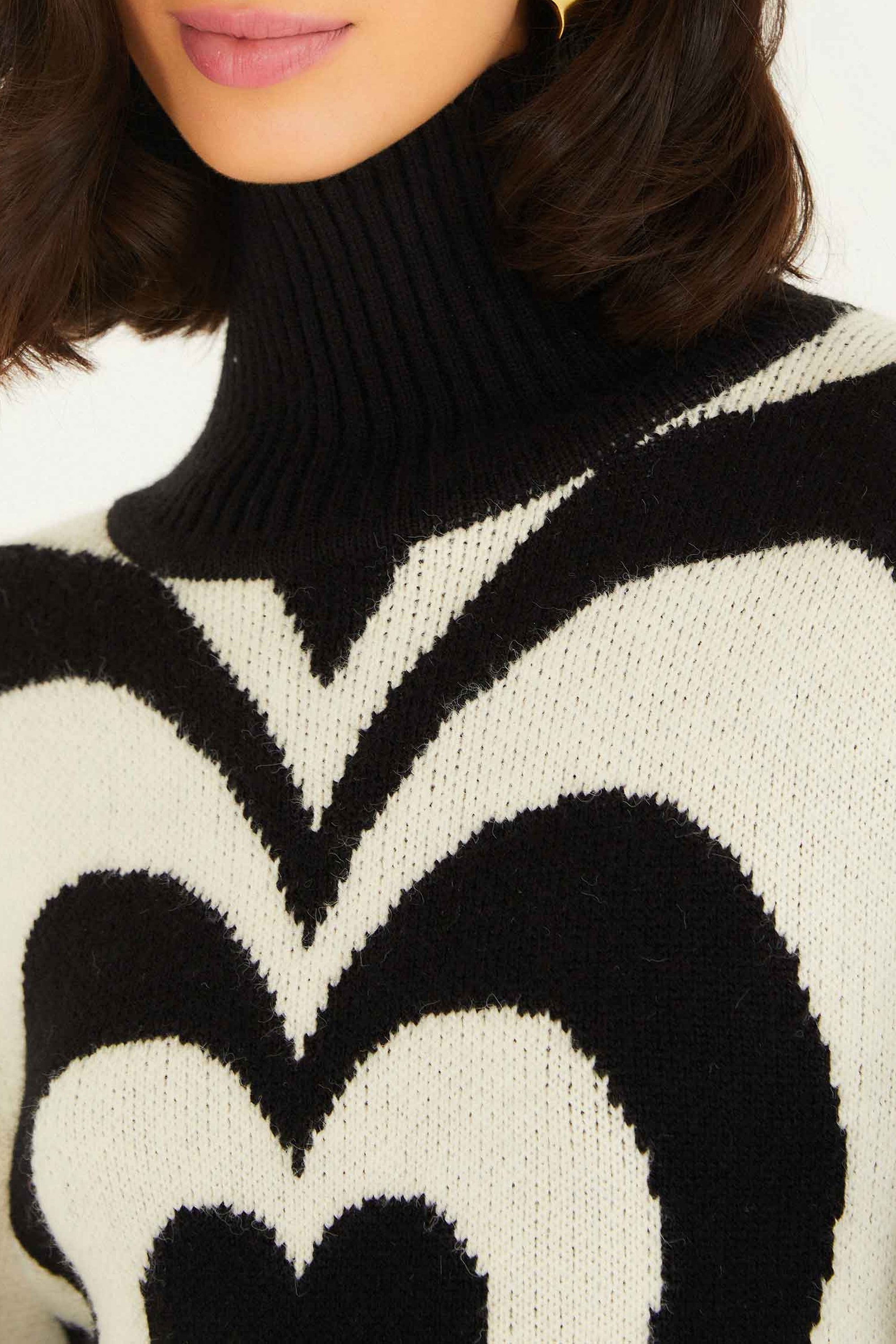 Heart Gradient knitted jumper - Black