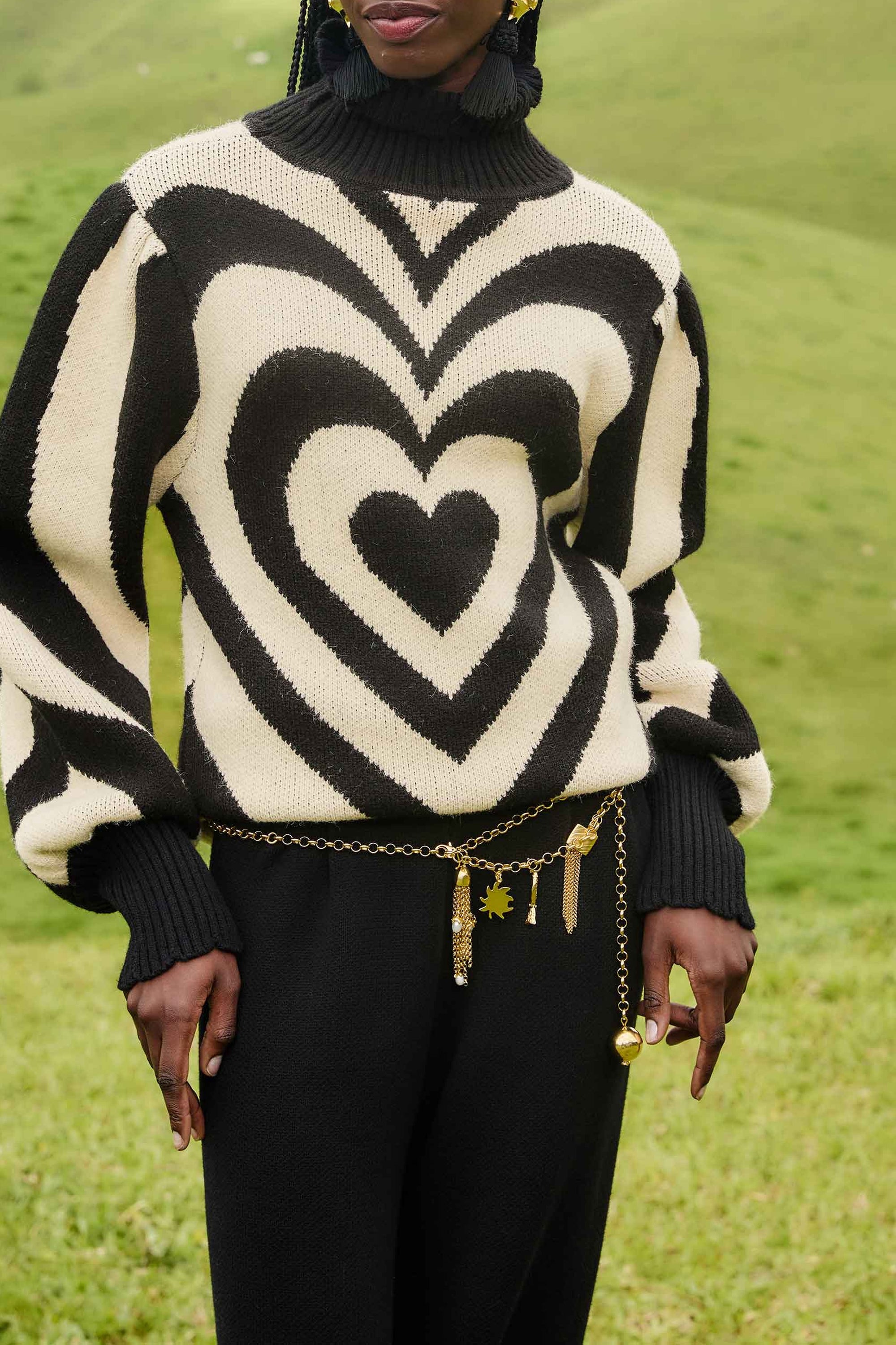 Heart Gradient knitted jumper - Black