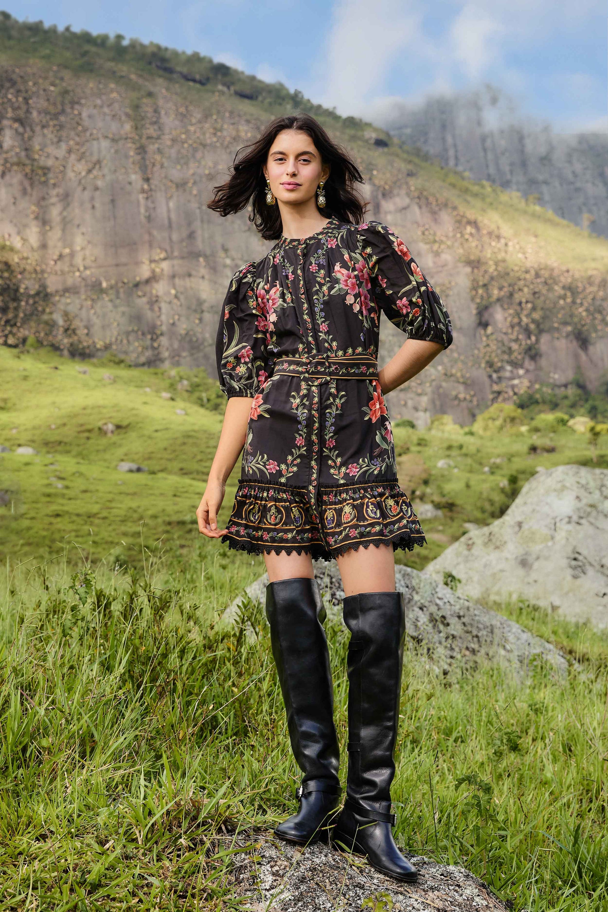 NEW_Belle Garden Black Robes courtes - Belle Garden Black