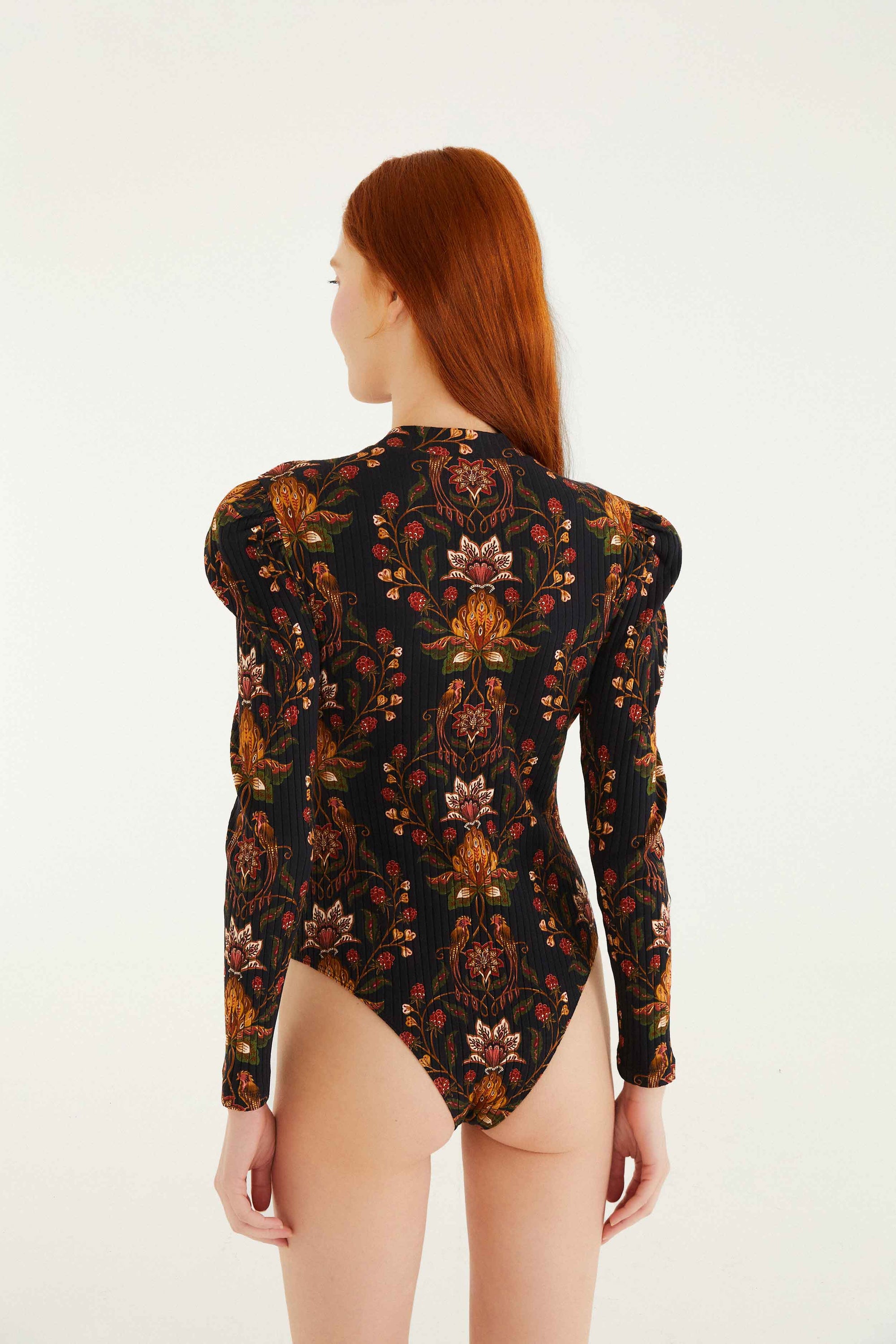 Berry Garden Black Body - Berry Garden Black