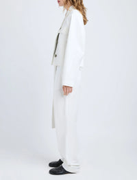 Veste courte boutonné à poches - White