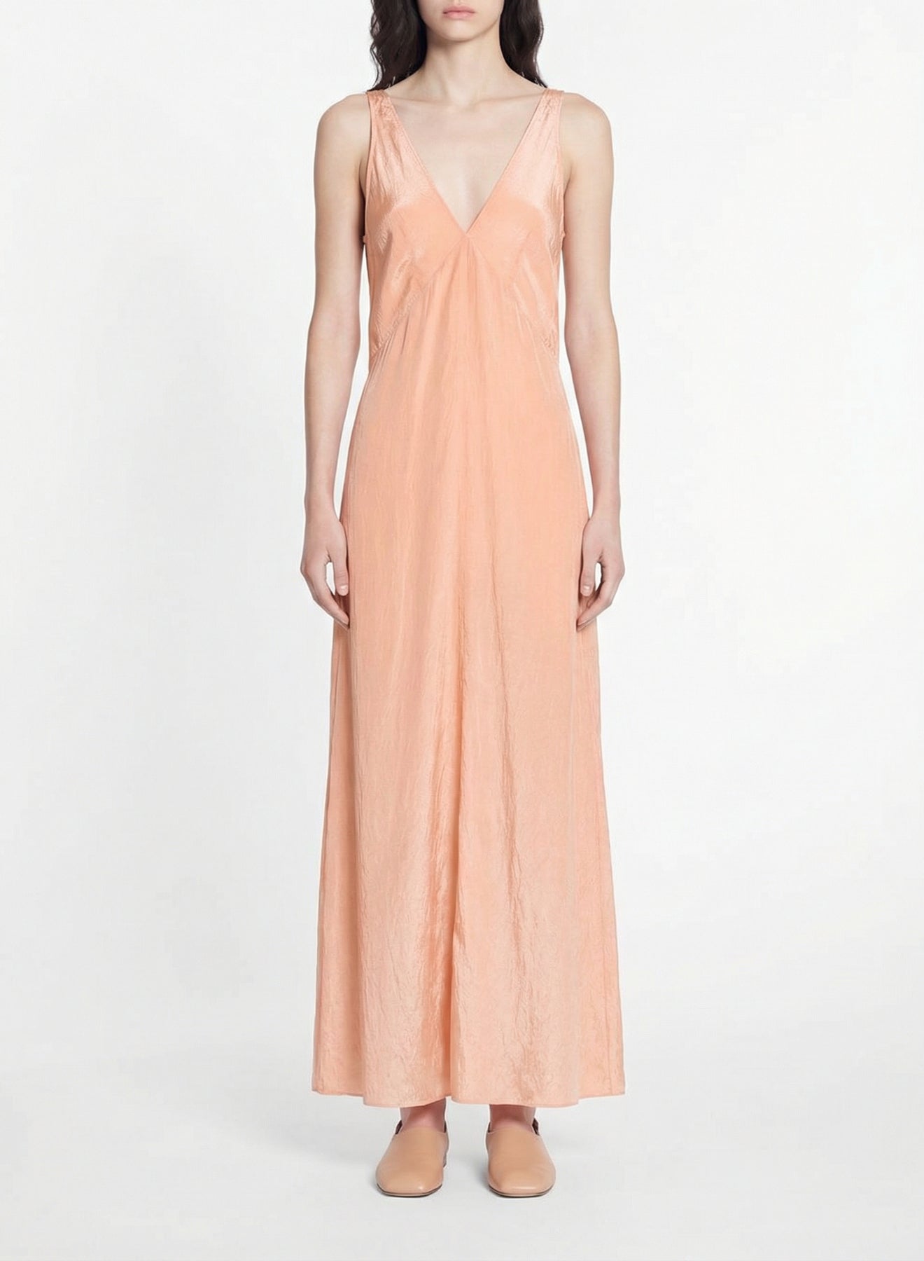 Robe nuisette contemporaine en soie - Pesco