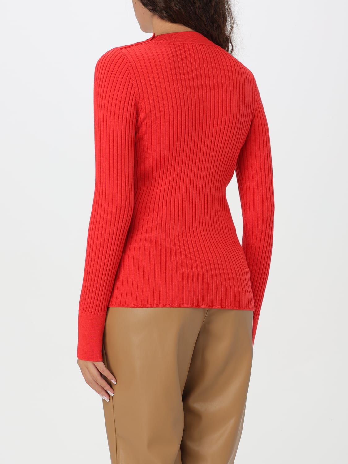 KNITWEAR