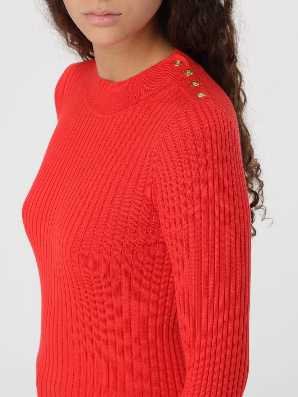 KNITWEAR