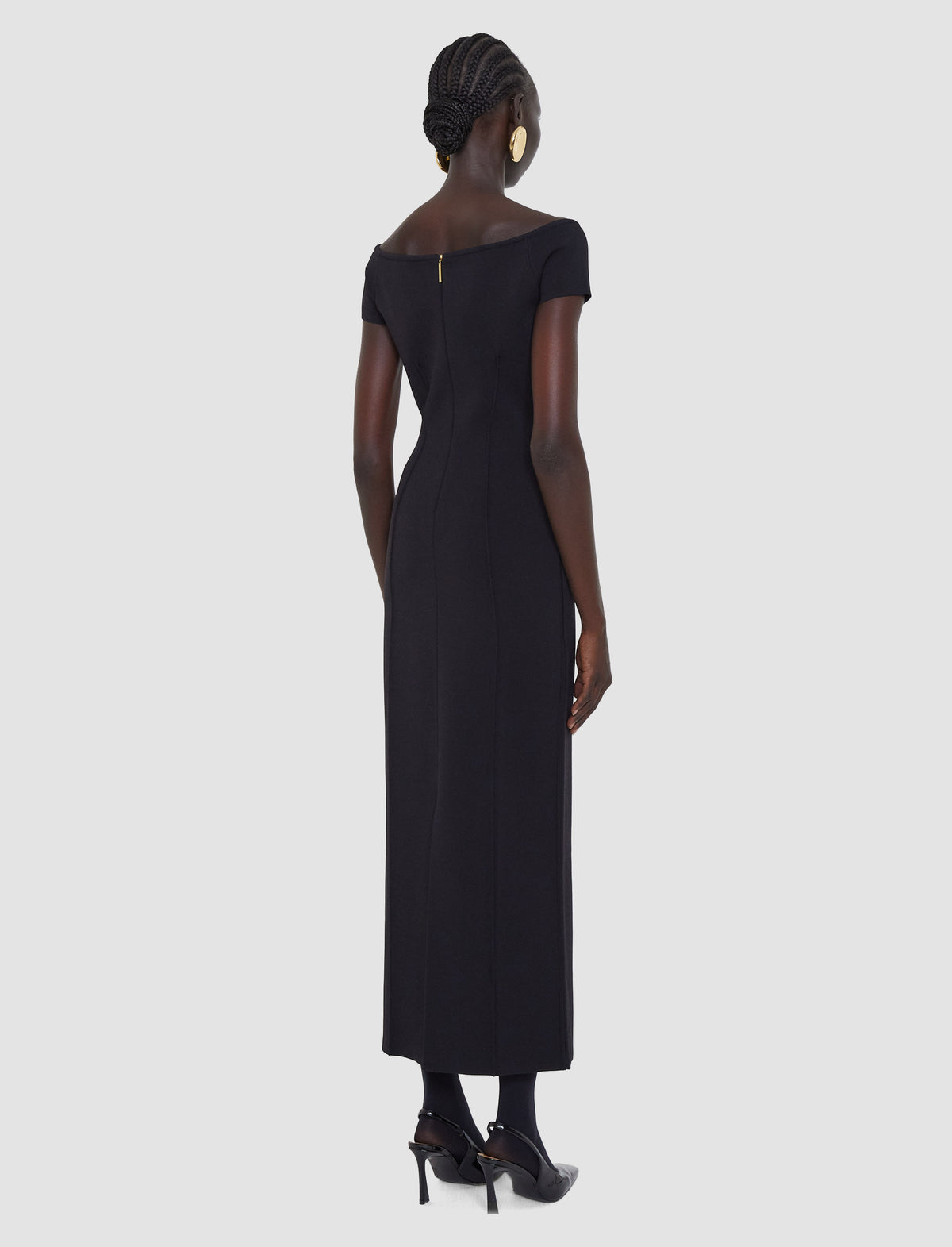 Black Robe - Black