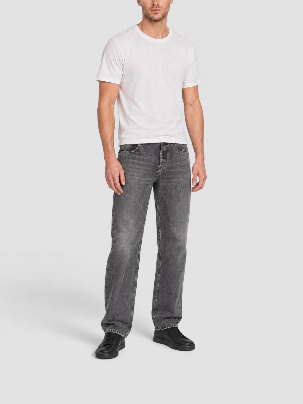 Straight-leg denim trousers - Brentwood