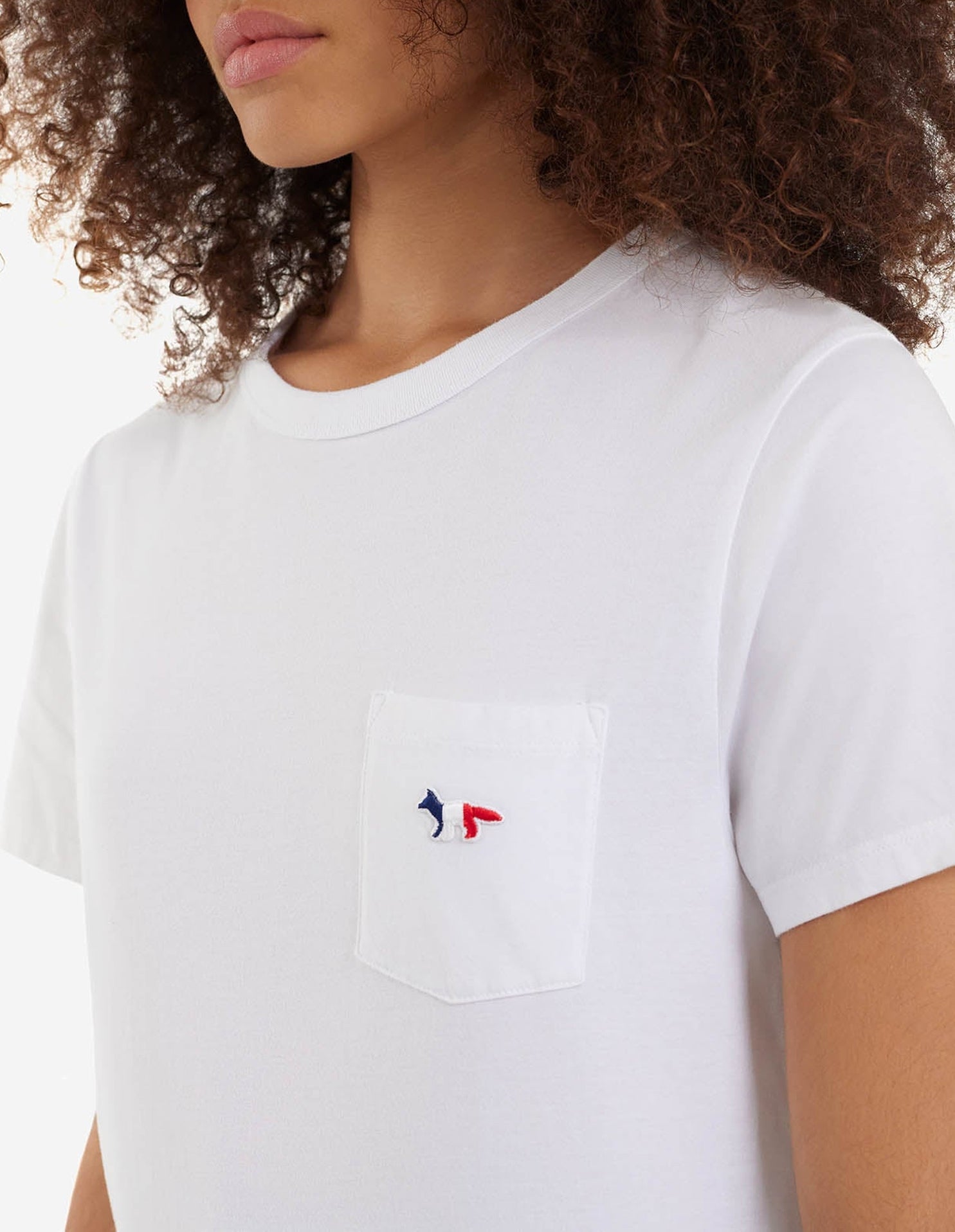 T-shirt coupe droite avec écusson - White