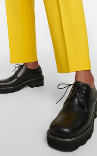Tera Brogue en noir calf