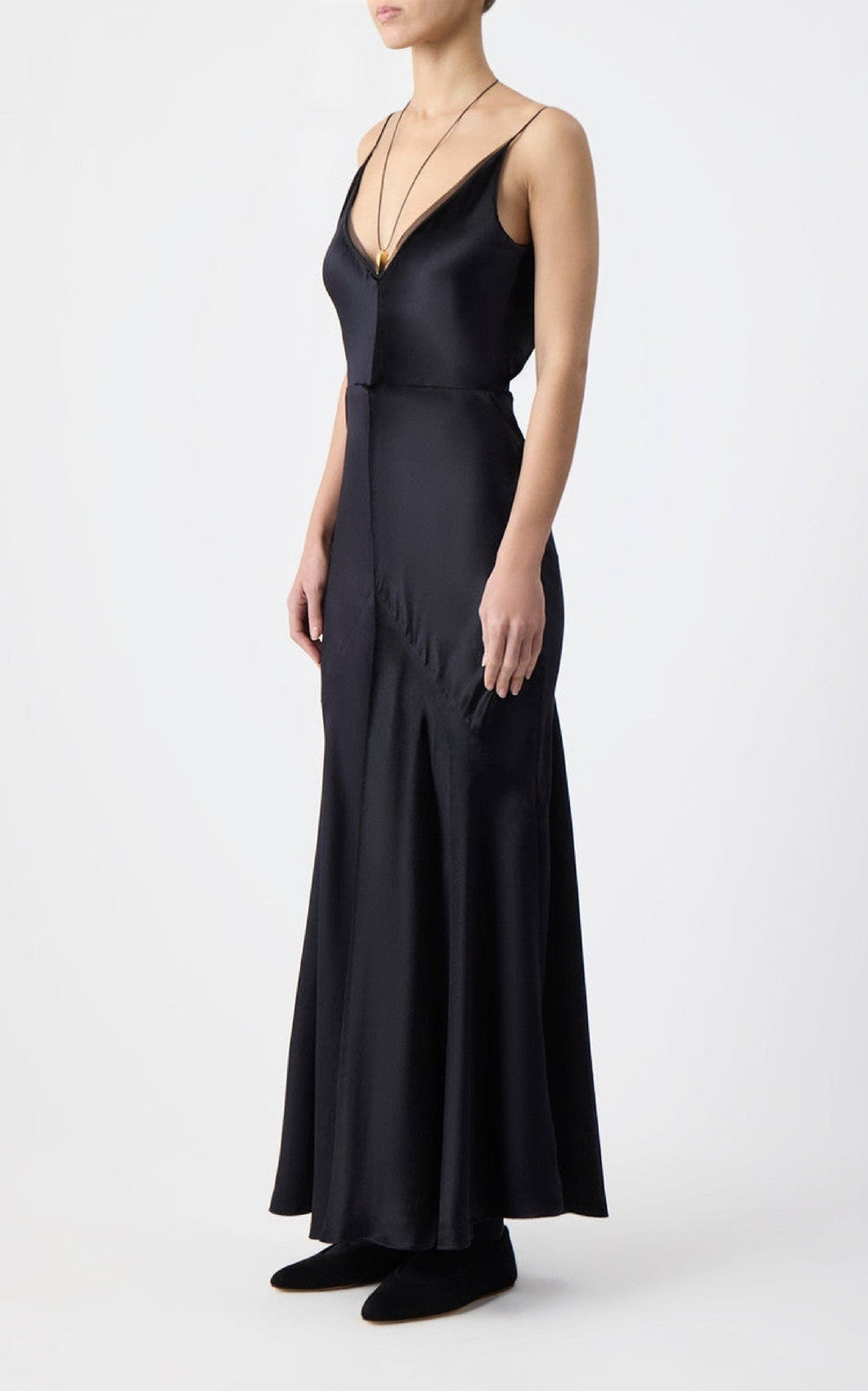 Brigita Dress en noir liquid soie velours