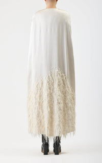 Pauli Cape en ivoire fil coupe duchesse satin