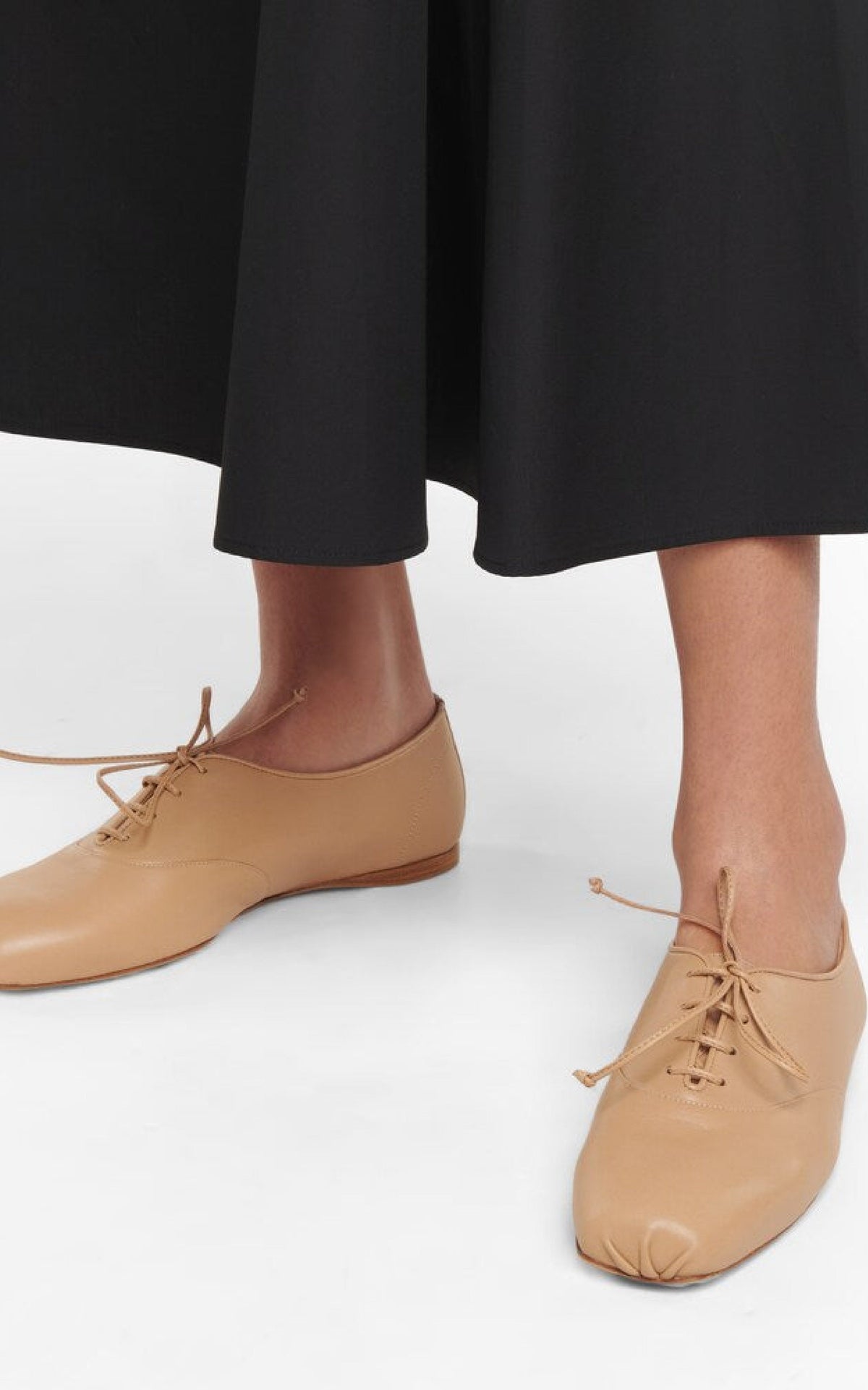 Maya Flat en noir lamb cuir