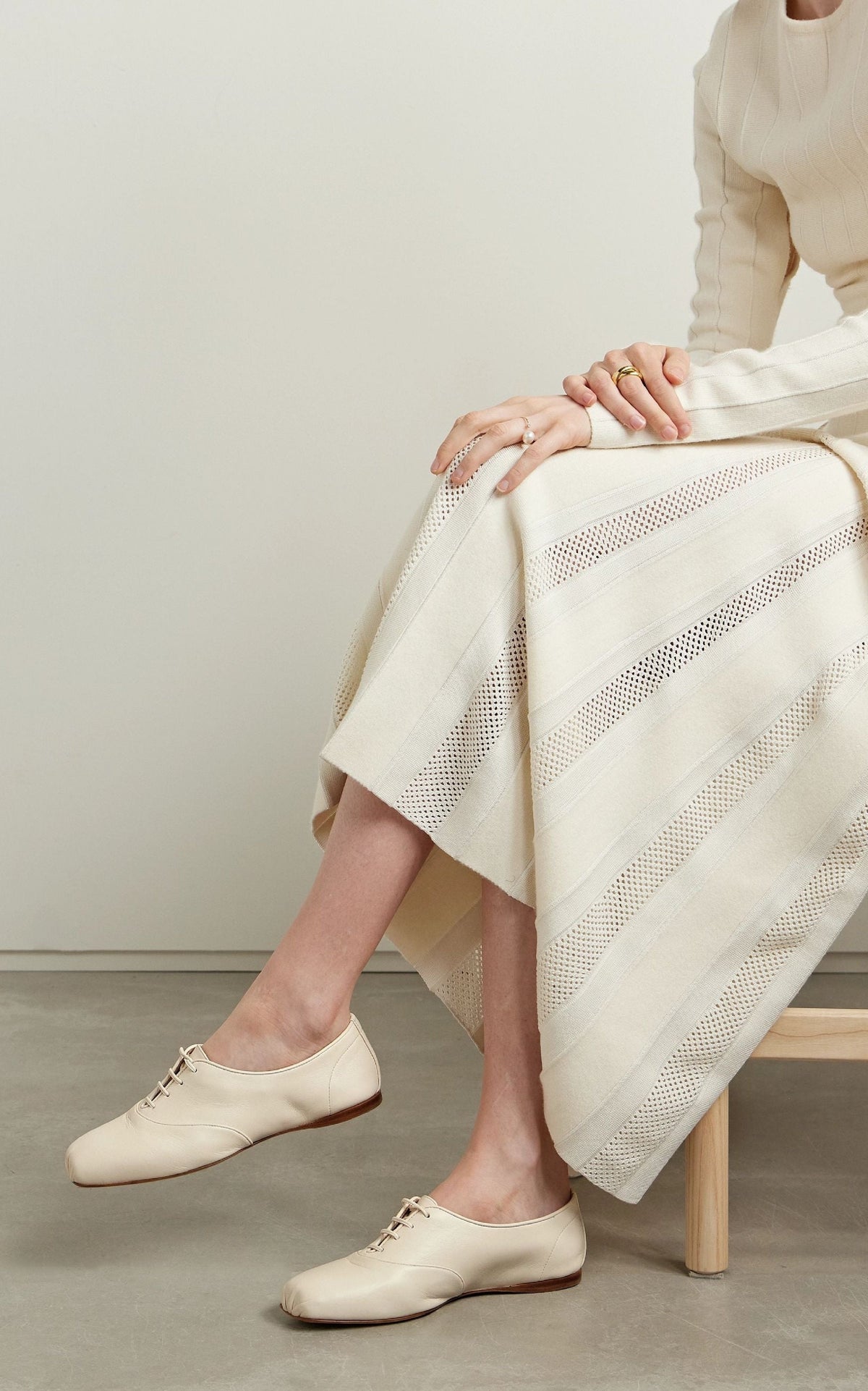 Maya Flat en ivoire lamb cuir