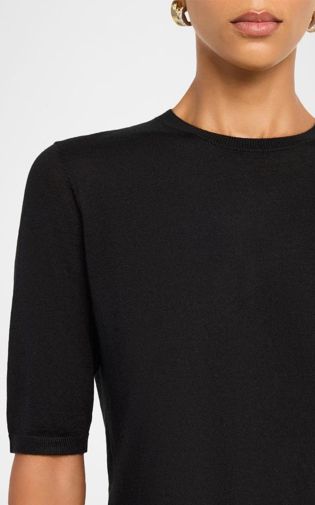 Anahita Ss Crew Neck en noir opacum 3 ply