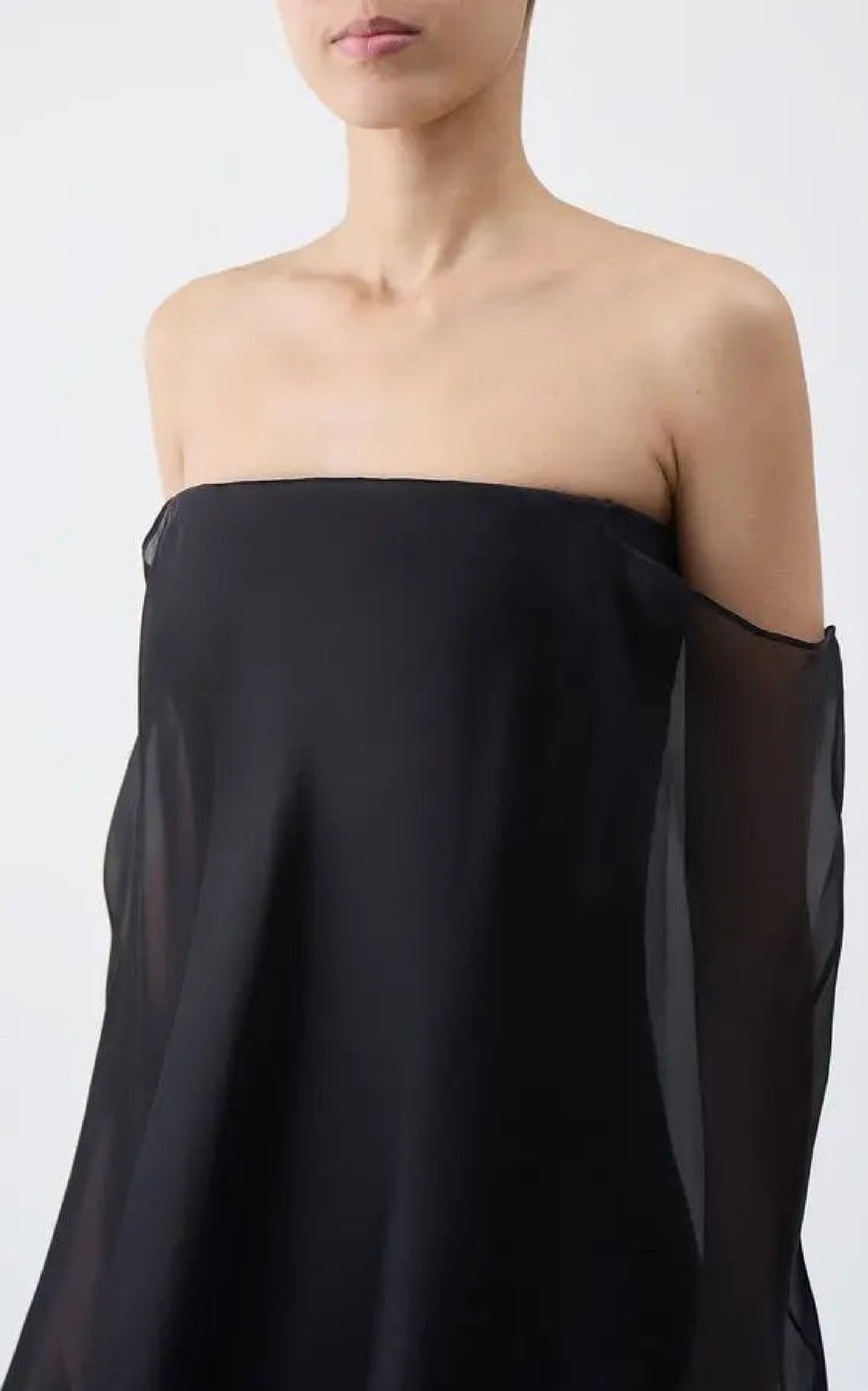 Marisha Dress en noir textured lin sub