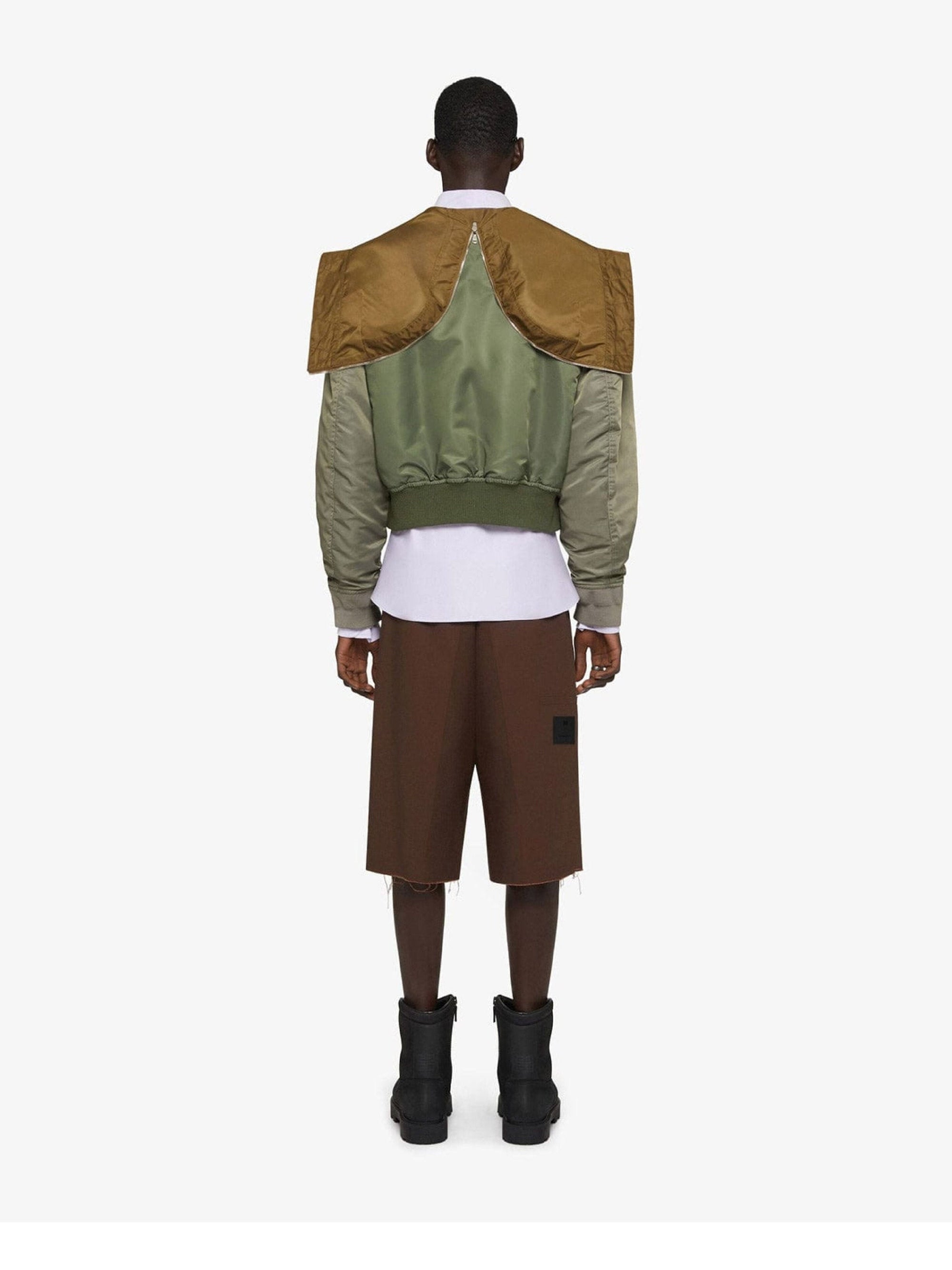 PLEATED EXTRA LARGE CHINO SHORT