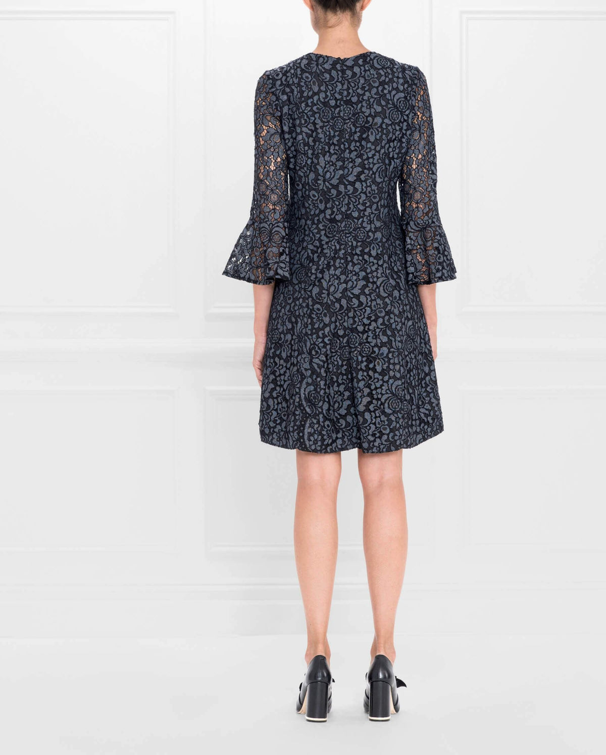 Robe Surprise en dentelle - Silver Grey