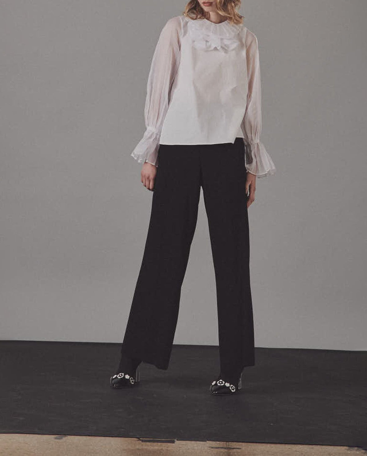 Blouse Lucine à détails sur le col - White