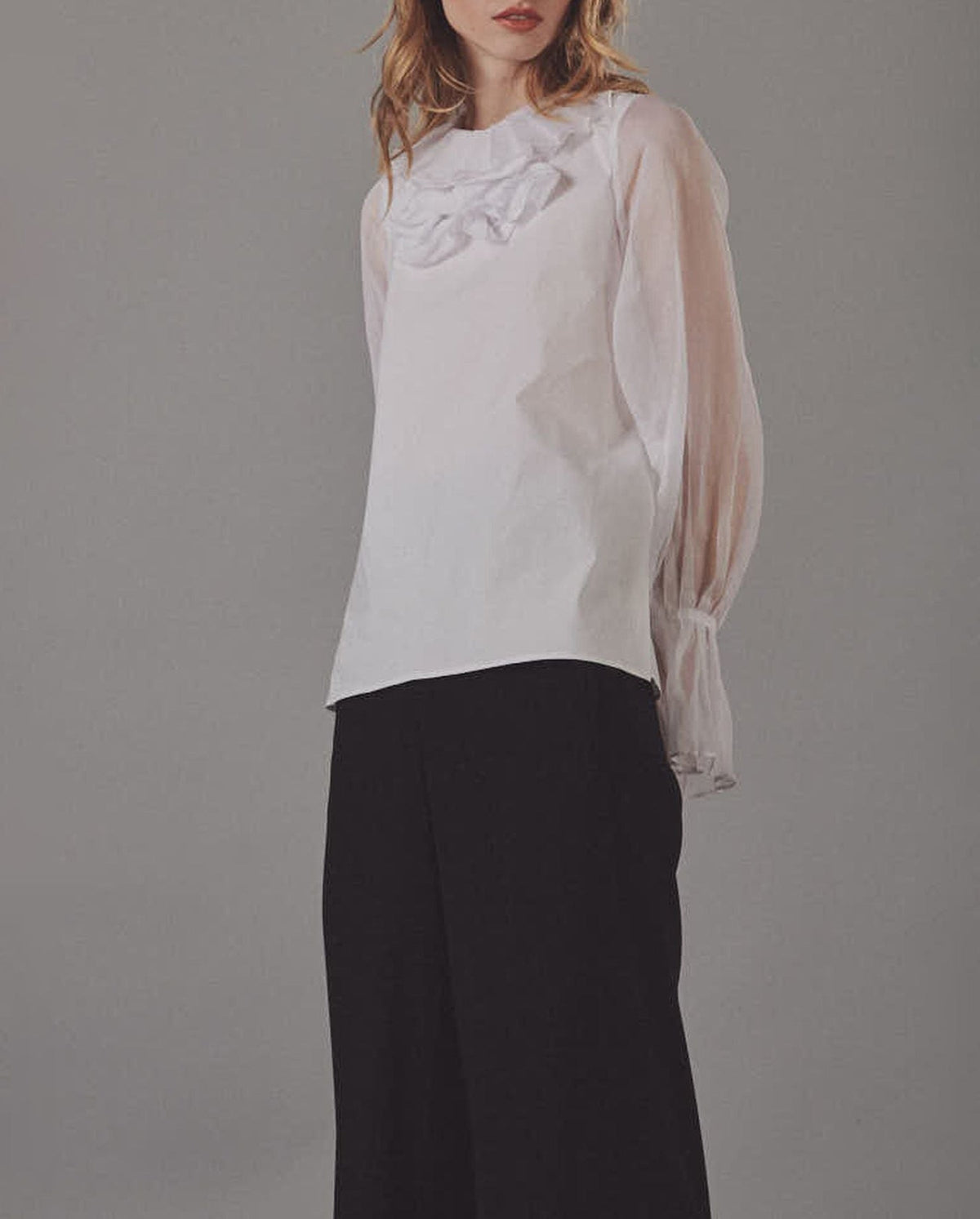 Blouse Lucine à détails sur le col - White