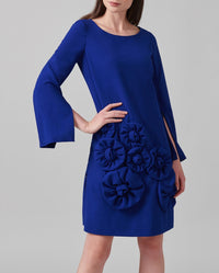 Robe Lavonna avec fleurs tricotées - Ultrablue