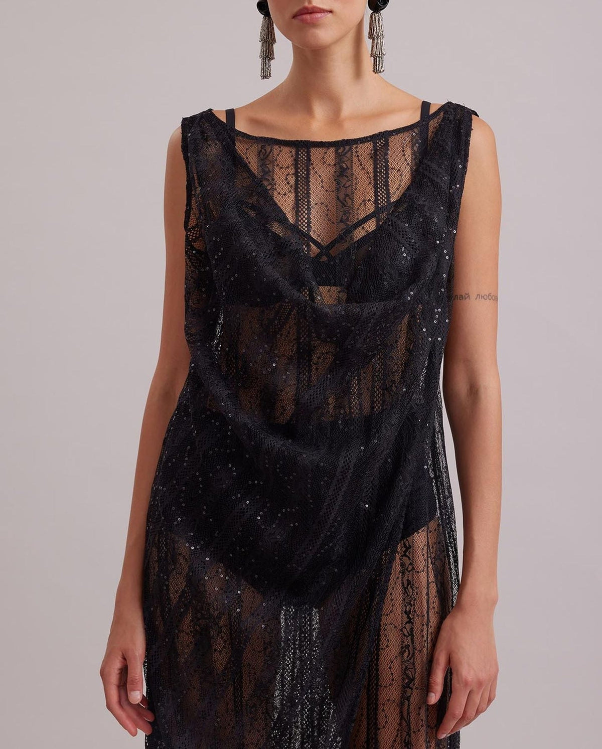 Robe Emotion à détails transparent - Black