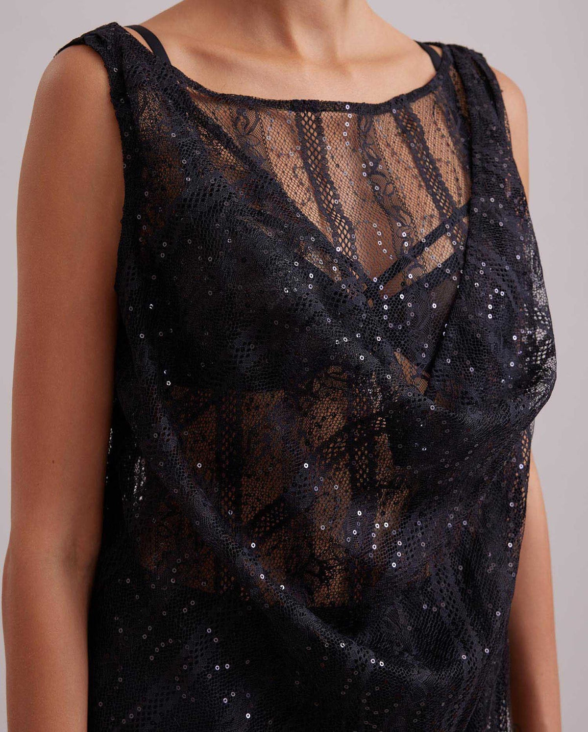 Robe Emotion à détails transparent - Black
