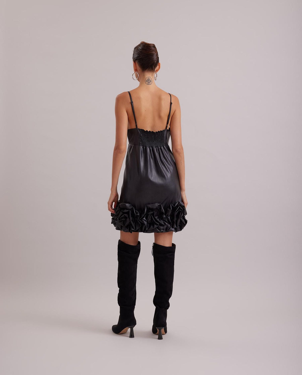 Robe Consuela en similicuir - Black