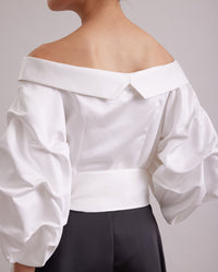 Robe Drama - Black & White