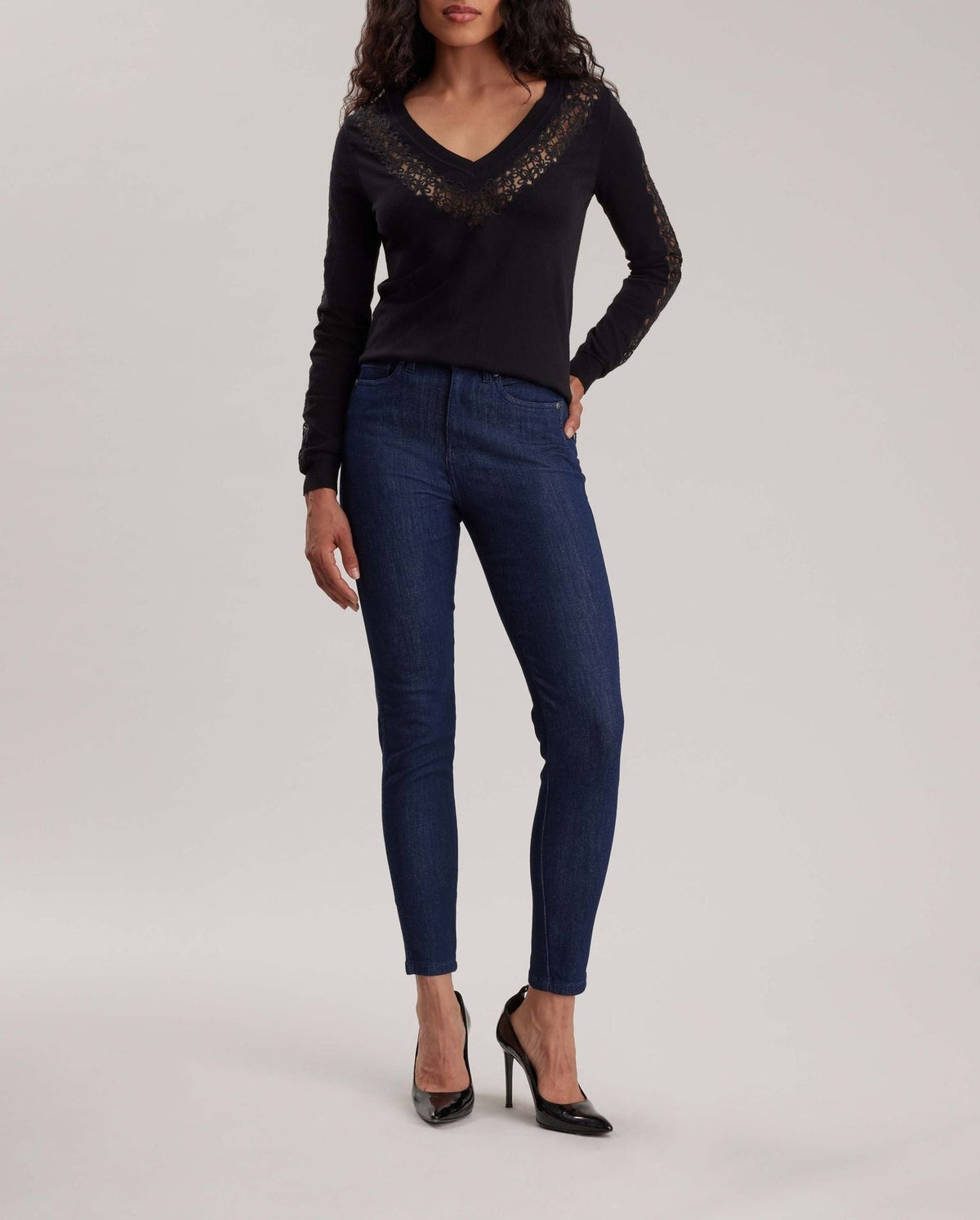 Pull Edmée en tricot ample à dentelle - Black
