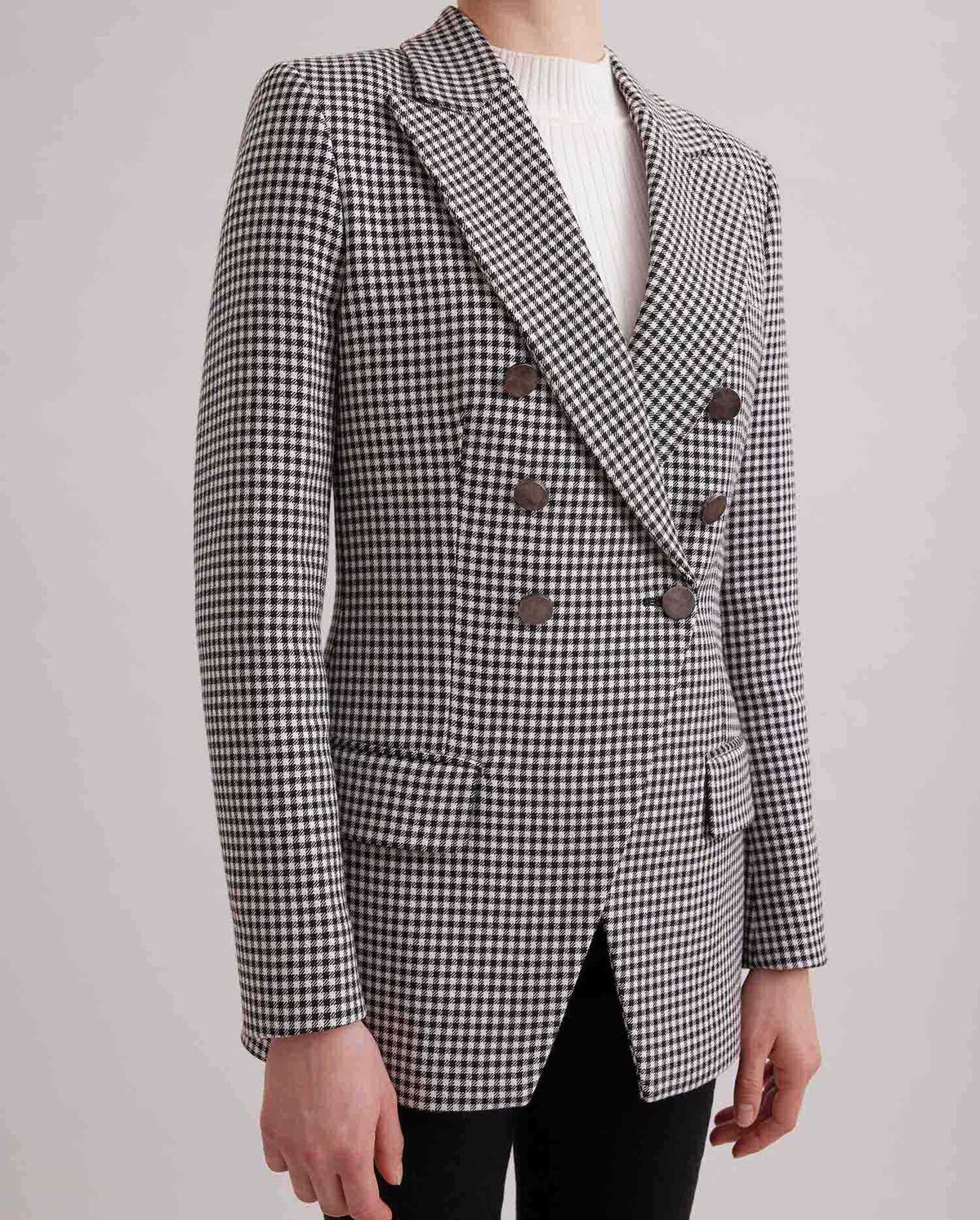 Blazer Chess - Black & White
