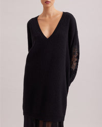 Robe Academy en laine à détails brodés - Black