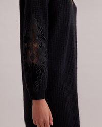Robe Academy en laine à détails brodés - Black