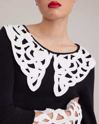 Pull Daisy en dentelle - Black & White