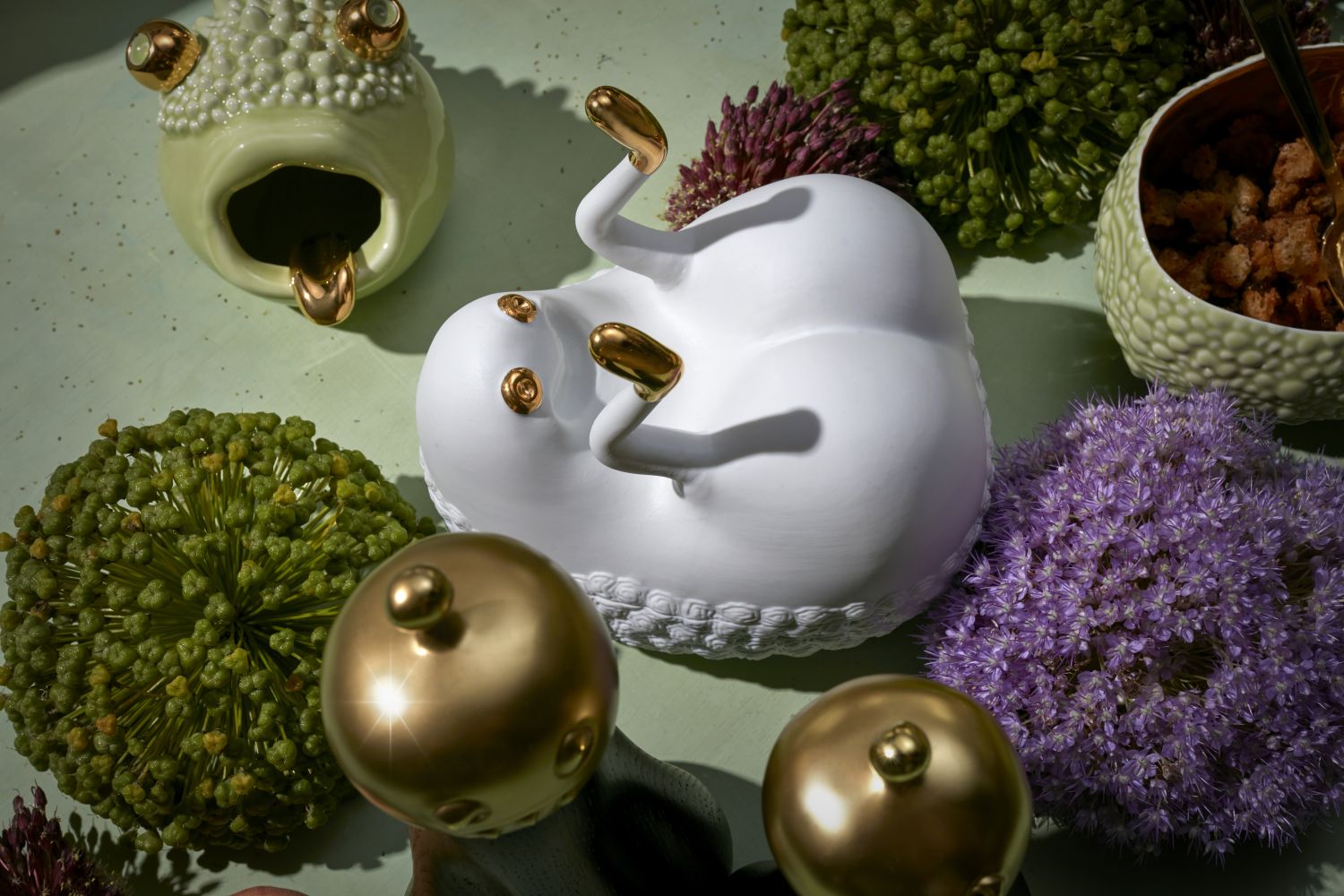 Boîte Haas Butts Up en or et porcelaine - White
