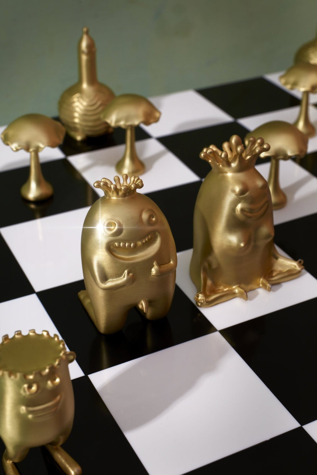 Jeu d'échecs Haas Jeux en laiton - Blanc, Noir, Rouge & Or