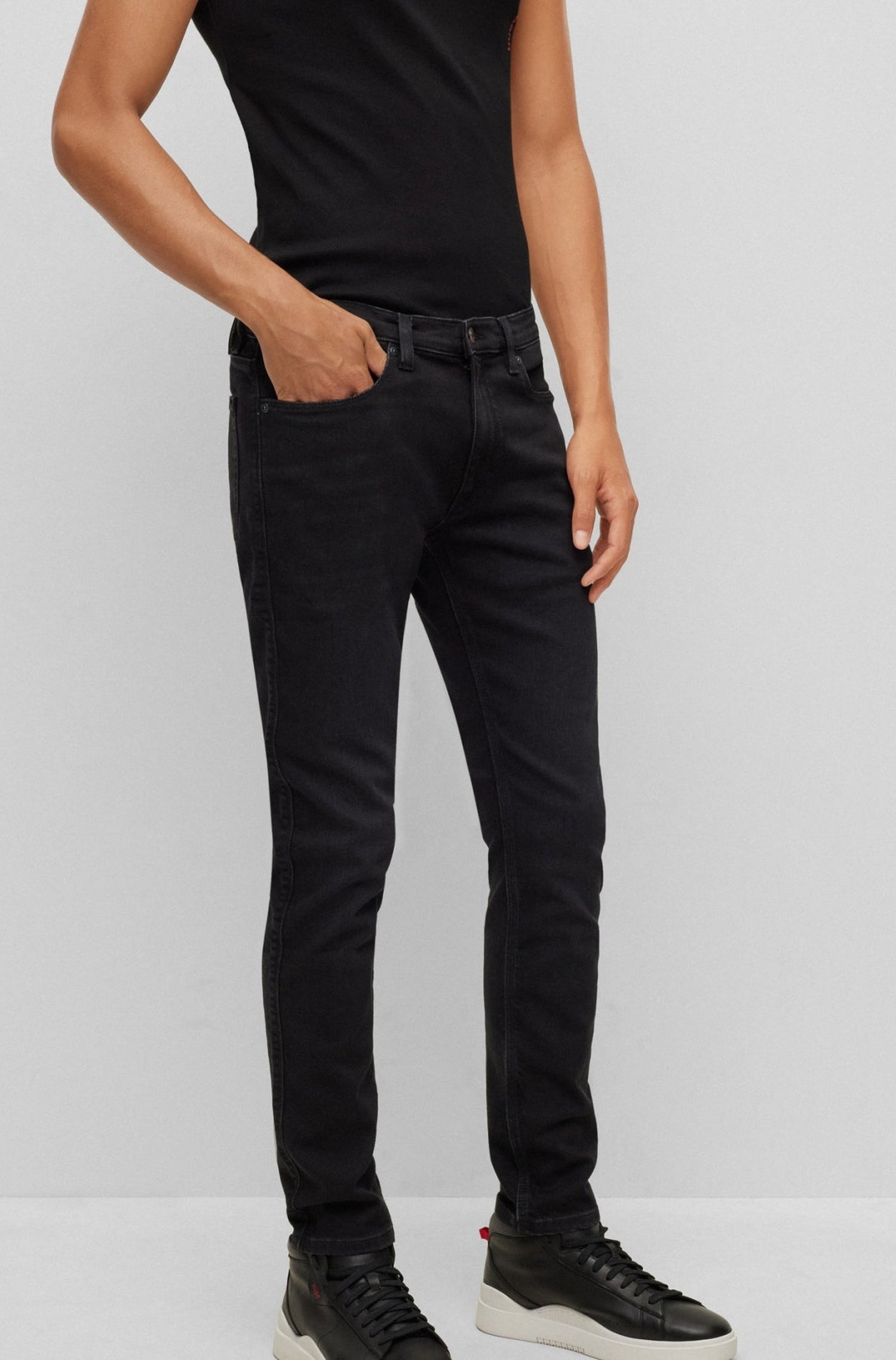 Jean Hugo 734 - Black
