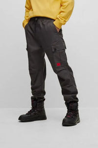 Pull Swart - Medium Yellow