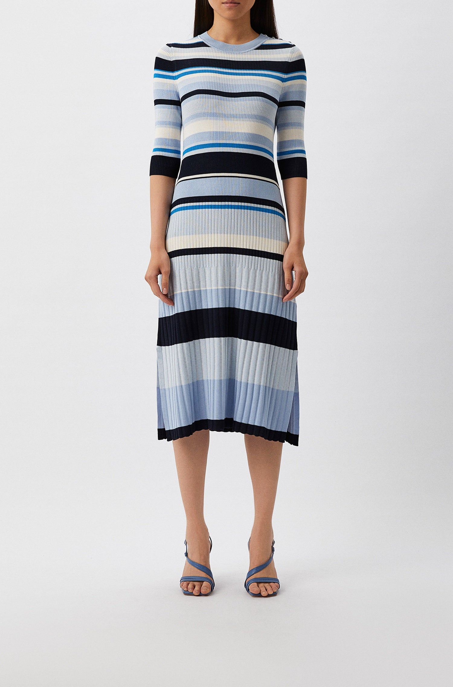 Robe Fonzipona - Open Miscellaneous