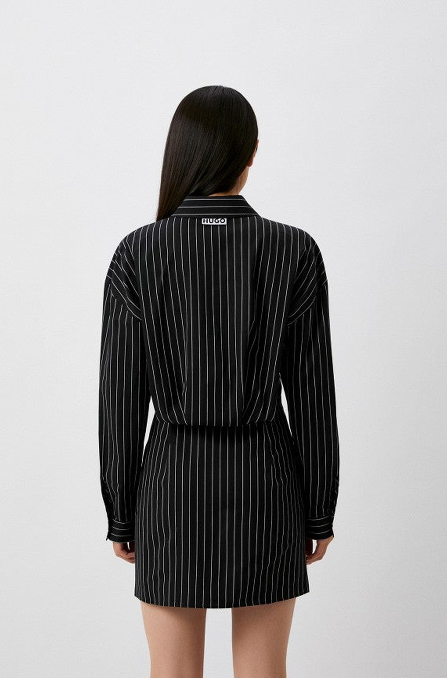 Robe Karenara - Black