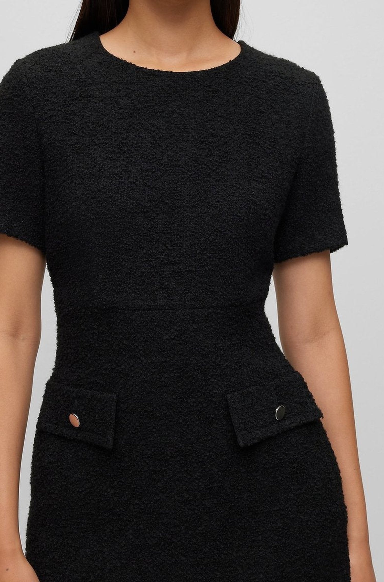 Robe Docanah - Black