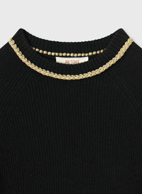 BLACK KNITTED T-SHIRT WITH CHAIN