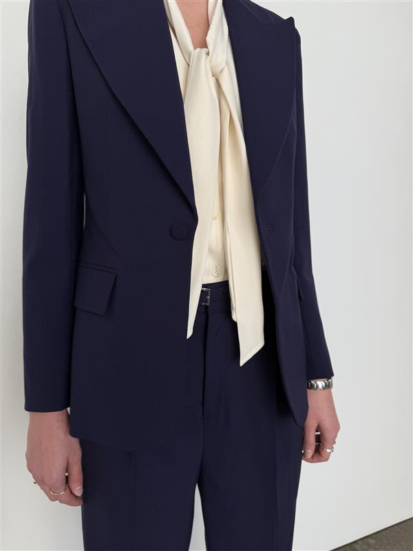 THE PEAK LAPEL BLAZERROYAL PURPLE