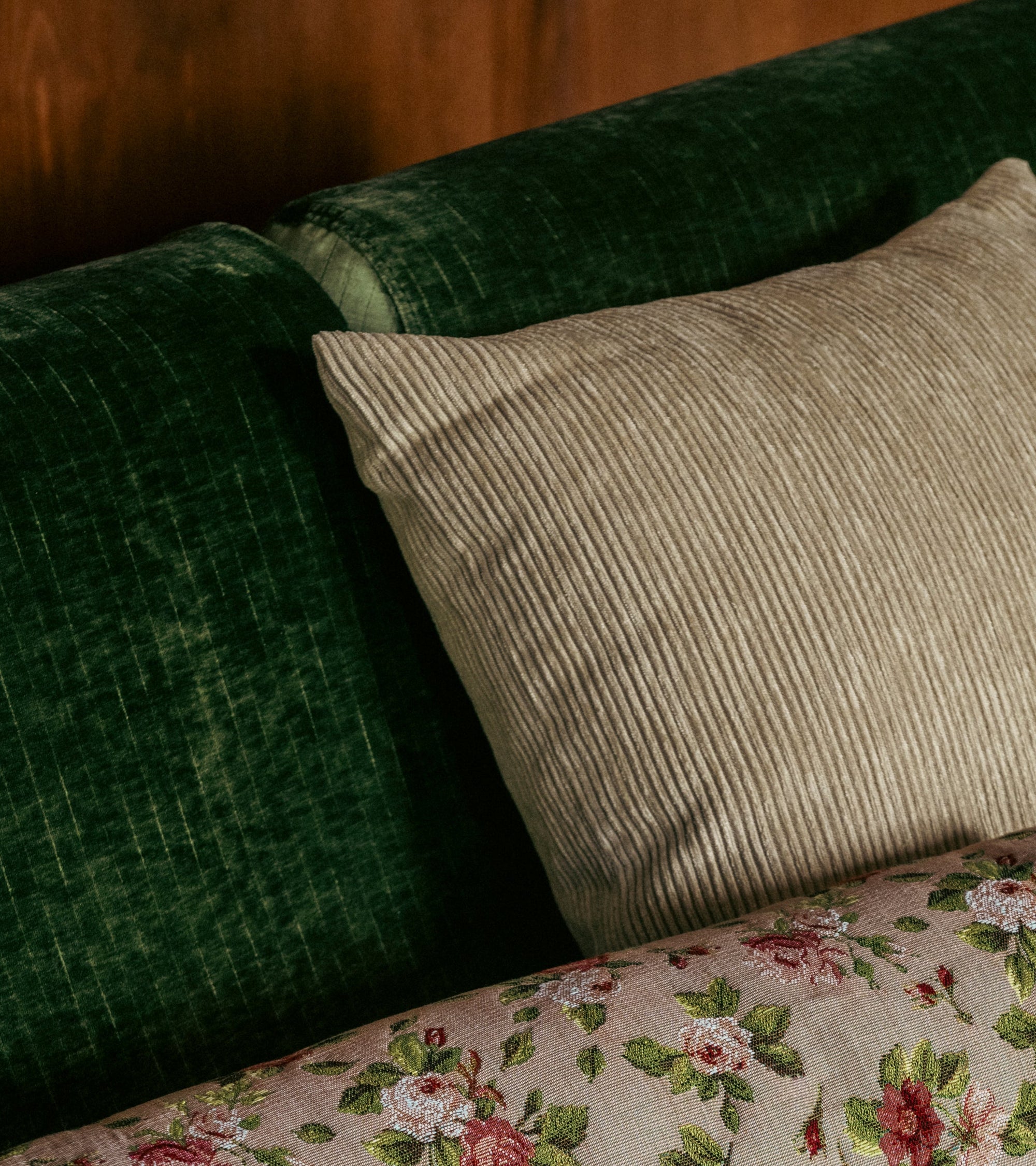 Coussin Carino en velours côtelé - Beige