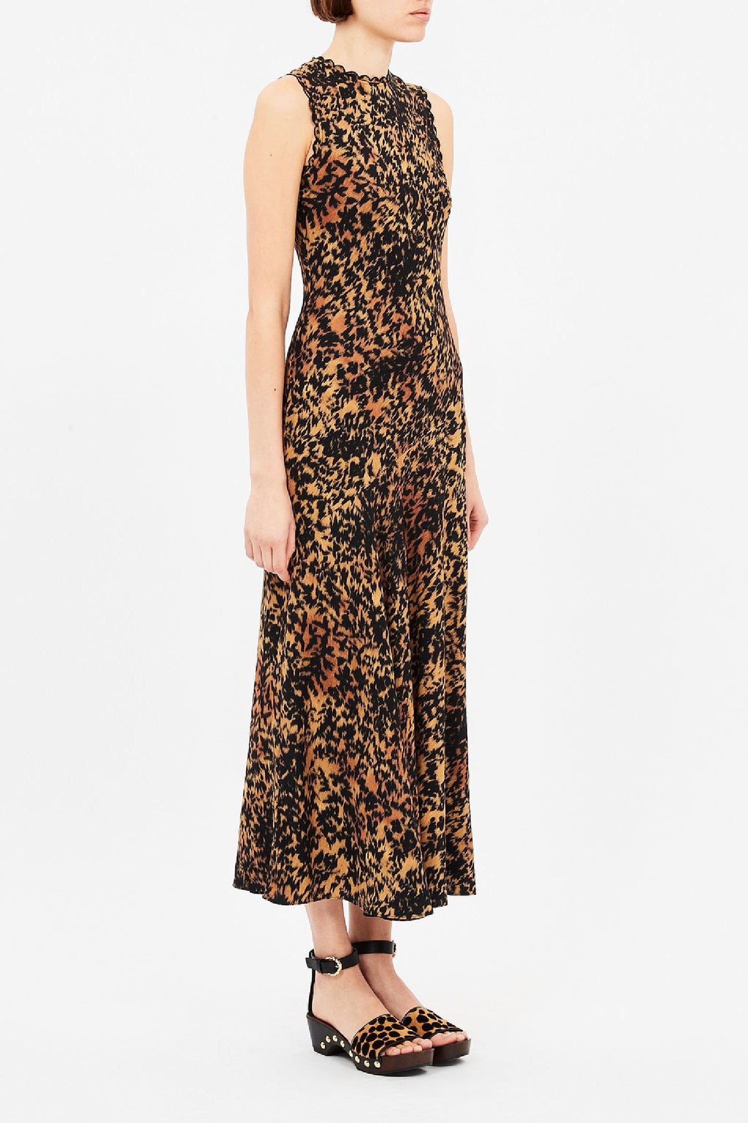 Robe midi Clea sans manches coupée en biais - Savannah