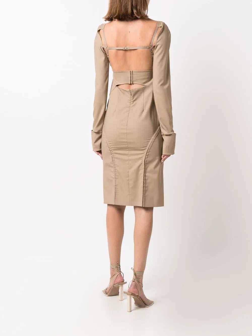 120€ / 1 sold //3 QTY / ST33%   Robe Cerro en laine - Beige