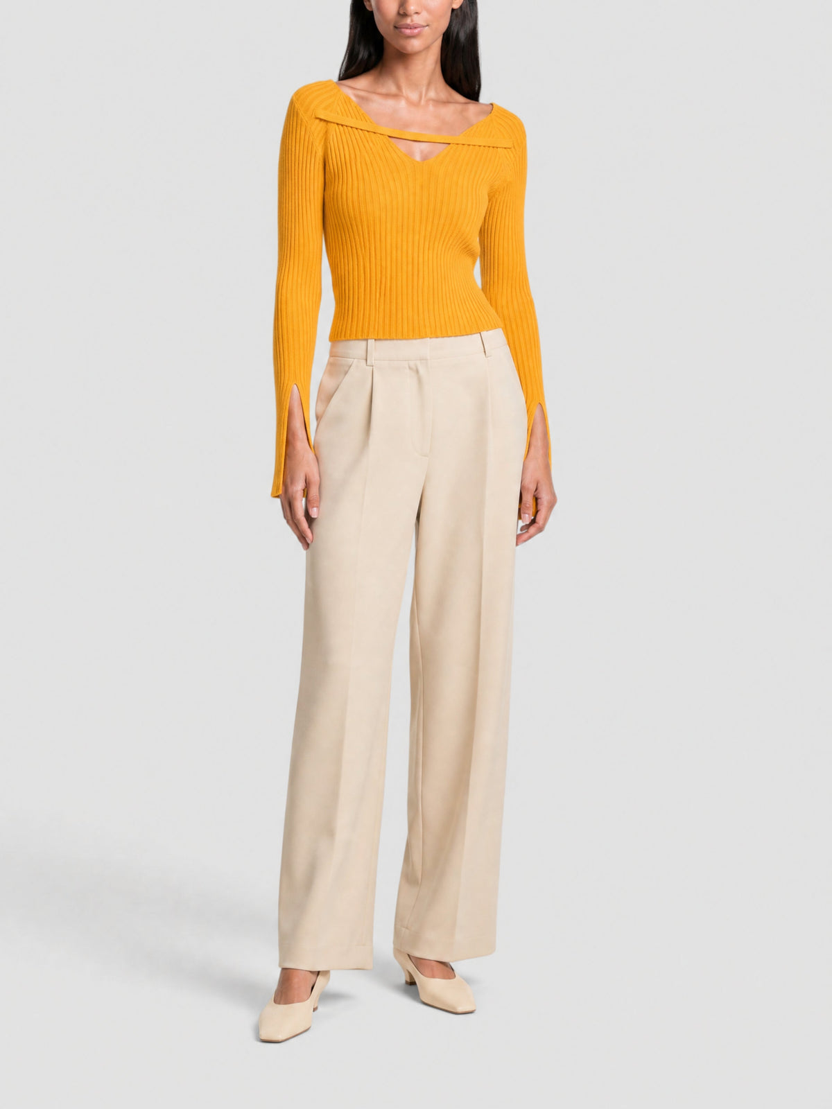 90€ / 0 sold //10 QTY / ST0%   Pull Oro en maille - Orange