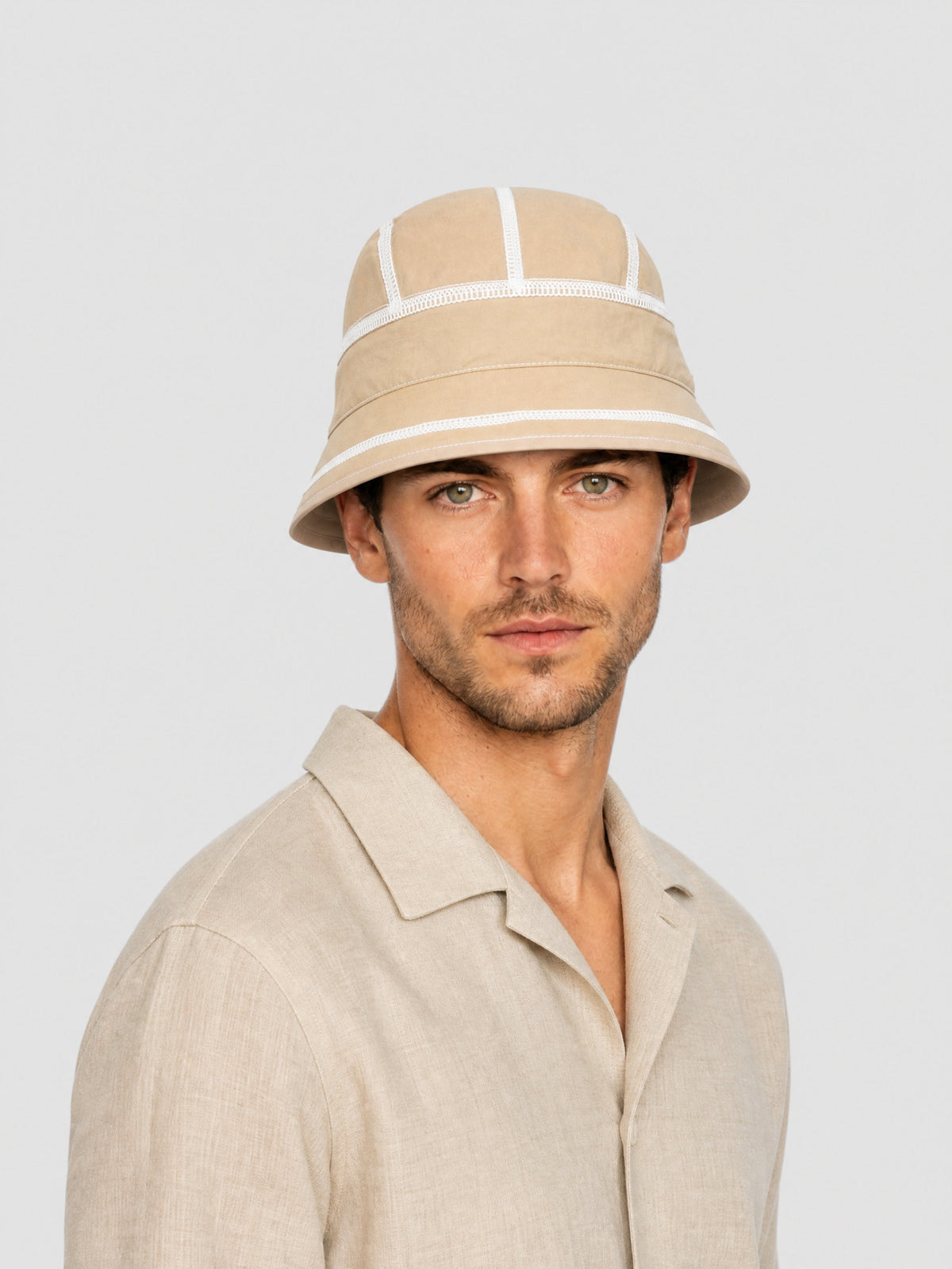 30€ / 9 sold //11 QTY / ST82%   Bob Frescu imperméable - Beige