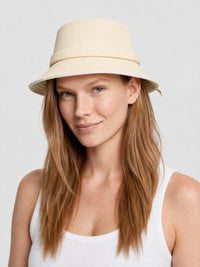 50€ / 24 sold //66 QTY / ST36%   Bob Mentalo en cuir - Light Yellow